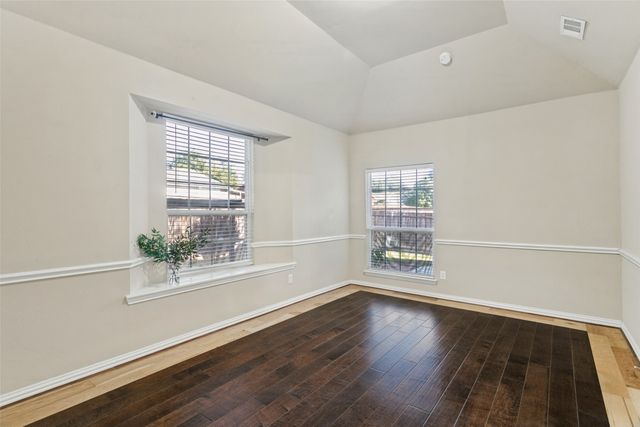1429 Wellesley Drive, Lewisville, TX 75067