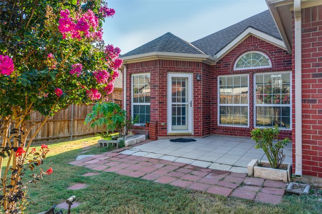 1429 Wellesley Drive, Lewisville, TX 75067