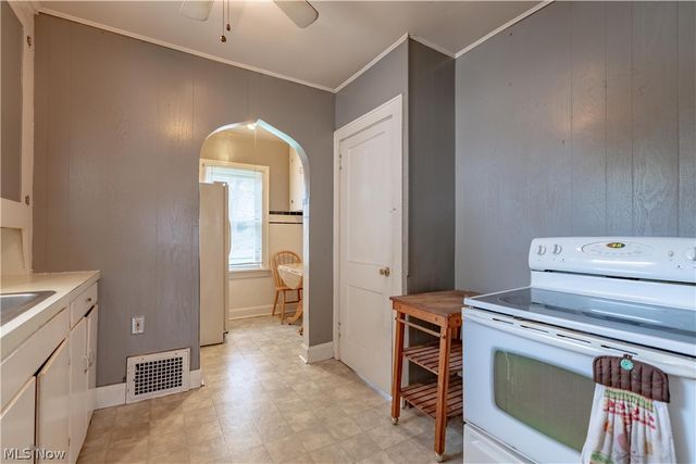 1511 34th Street NW, Canton, OH 44709