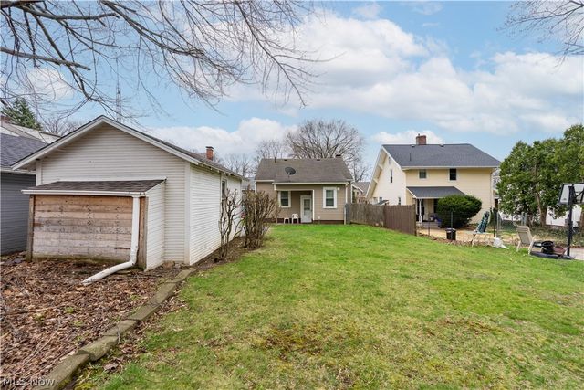 1511 34th Street NW, Canton, OH 44709