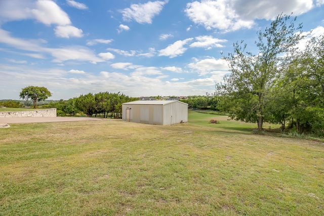 124 Stonewick Drive, Cresson, TX 76035