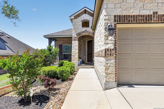 8915 Monument Parke, San Antonio, TX 78254