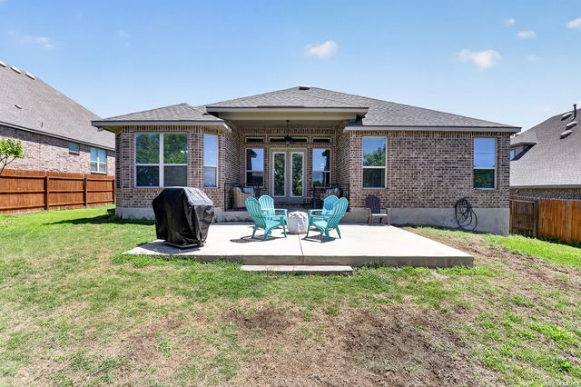 8915 Monument Parke, San Antonio, TX 78254