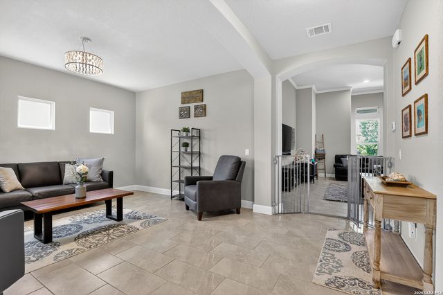 8915 Monument Parke, San Antonio, TX 78254