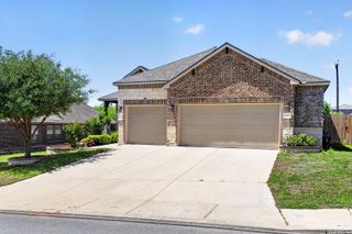 8915 Monument Parke, San Antonio, TX 78254