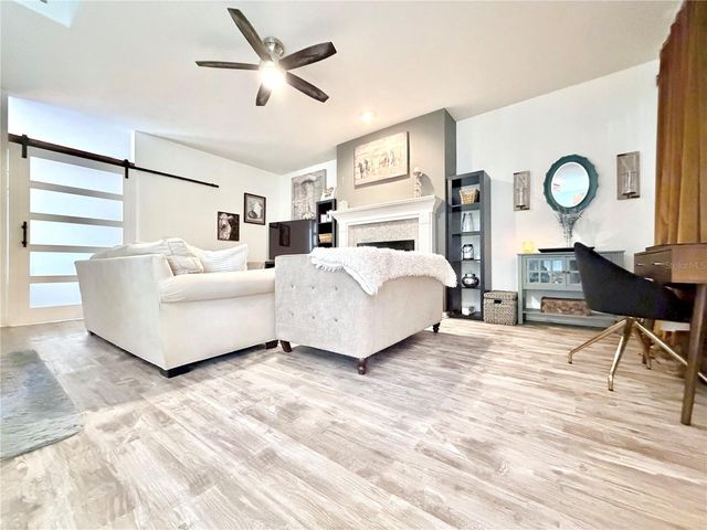 11607 NW 18TH PLACE, Gainesville, FL 32606