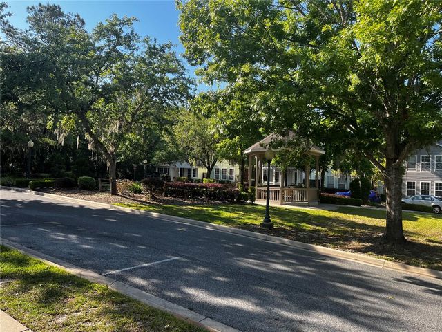 11607 NW 18TH PLACE, Gainesville, FL 32606