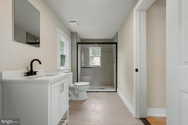 553 HIGHLAND AVE, Winchester, VA 22601