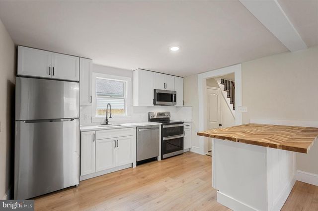 553 HIGHLAND AVE, Winchester, VA 22601