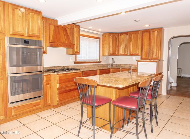 230 Alexander Avenue, Glenville, NY 12302