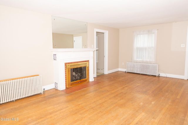 230 Alexander Avenue, Glenville, NY 12302