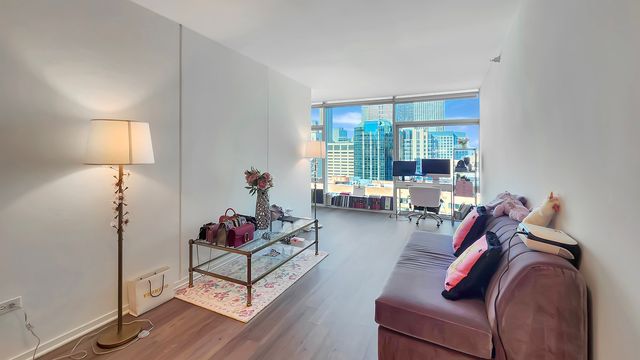 220 E Illinois Street 2402, Chicago, IL 60611