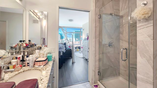 220 E Illinois Street 2402, Chicago, IL 60611