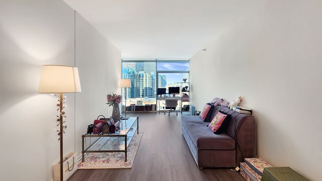 220 E Illinois Street 2402, Chicago, IL 60611
