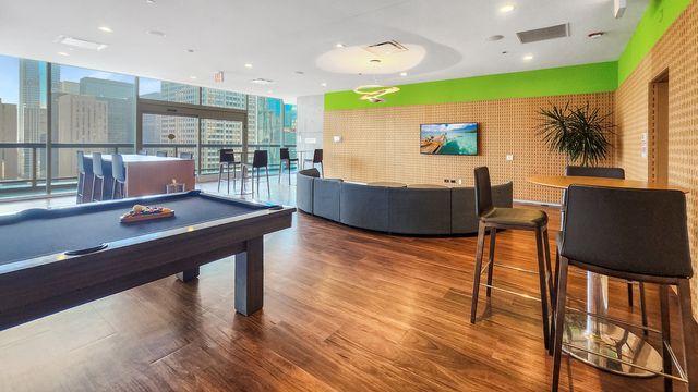 220 E Illinois Street 2402, Chicago, IL 60611