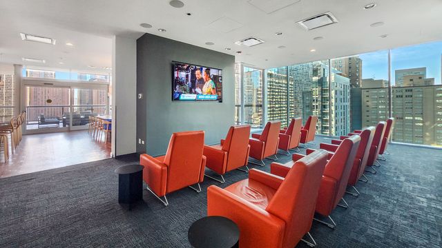 220 E Illinois Street 2402, Chicago, IL 60611