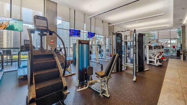 220 E Illinois Street 2402, Chicago, IL 60611