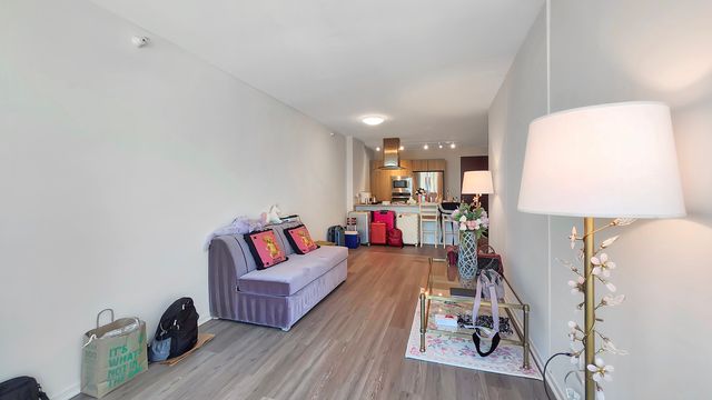 220 E Illinois Street 2402, Chicago, IL 60611