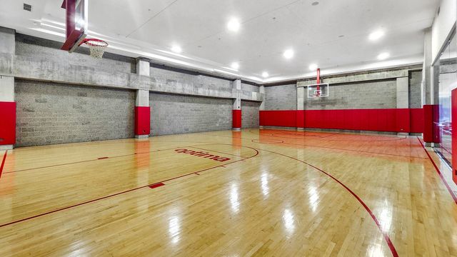220 E Illinois Street 2402, Chicago, IL 60611