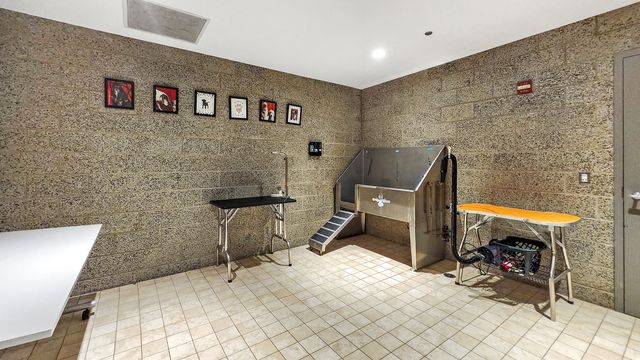220 E Illinois Street 2402, Chicago, IL 60611