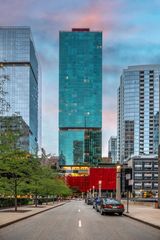 220 E Illinois Street 2402, Chicago, IL 60611