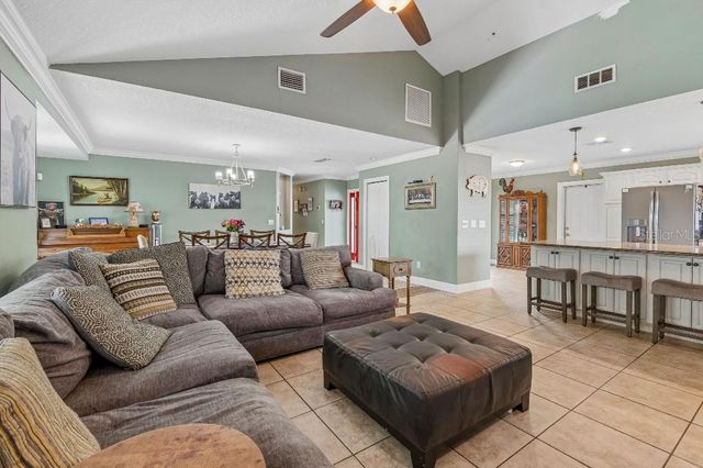 4009 MOUNTAIN SPRINGS LANE, Tampa, FL 33624