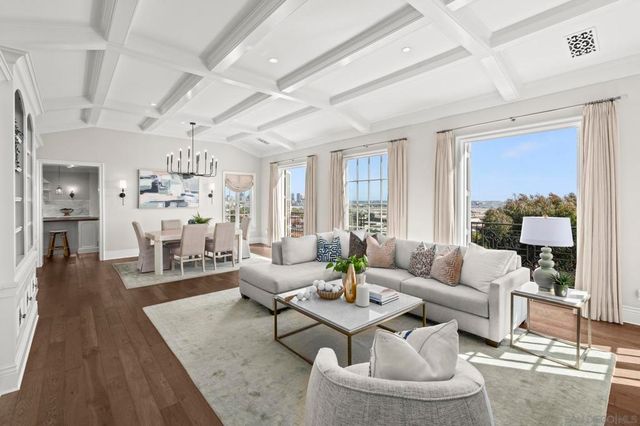 2045 W California St, San Diego, CA 92110