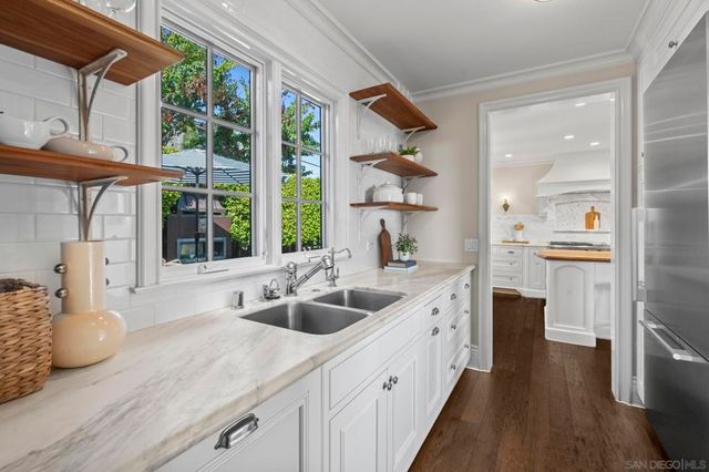 2045 W California St, San Diego, CA 92110