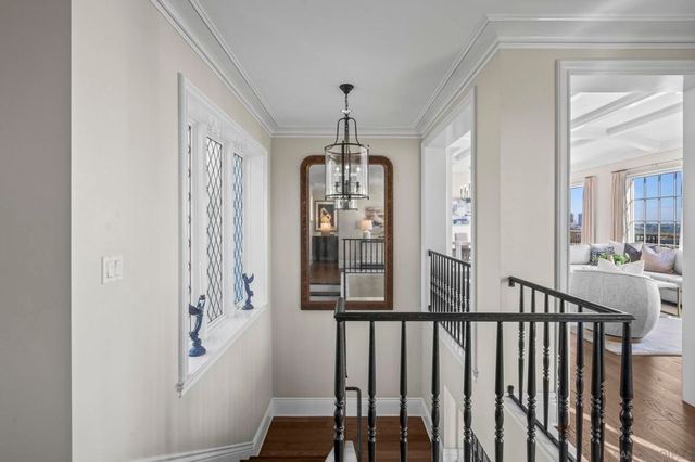 2045 W California St, San Diego, CA 92110