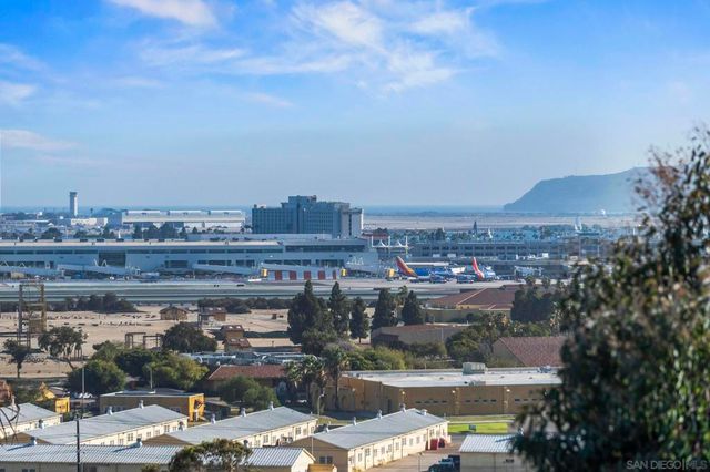 2045 W California St, San Diego, CA 92110