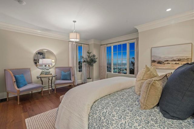 2045 W California St, San Diego, CA 92110