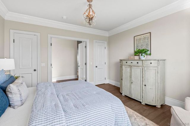 2045 W California St, San Diego, CA 92110