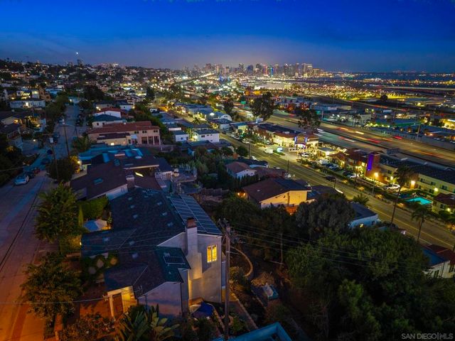 2045 W California St, San Diego, CA 92110