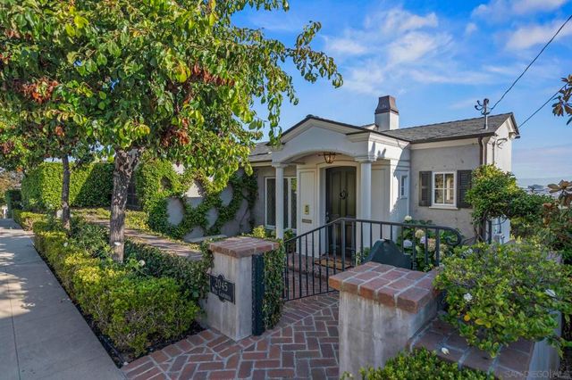 2045 W California St, San Diego, CA 92110