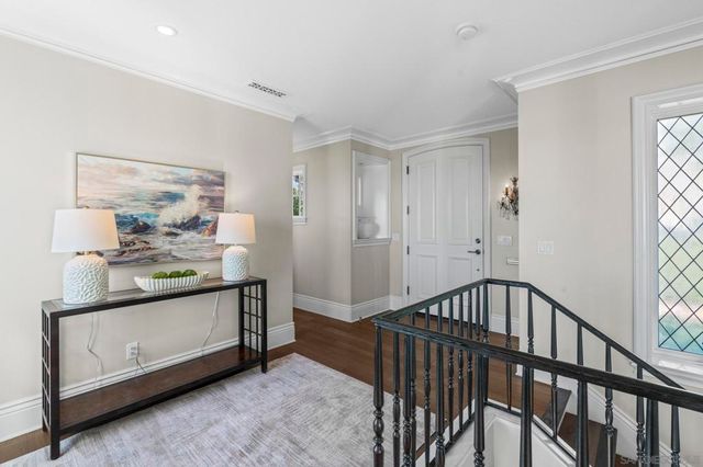 2045 W California St, San Diego, CA 92110