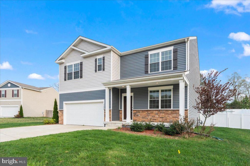 Image 4 of property listing at 7404 JAKE CT, Fredericksburg, VA 22407