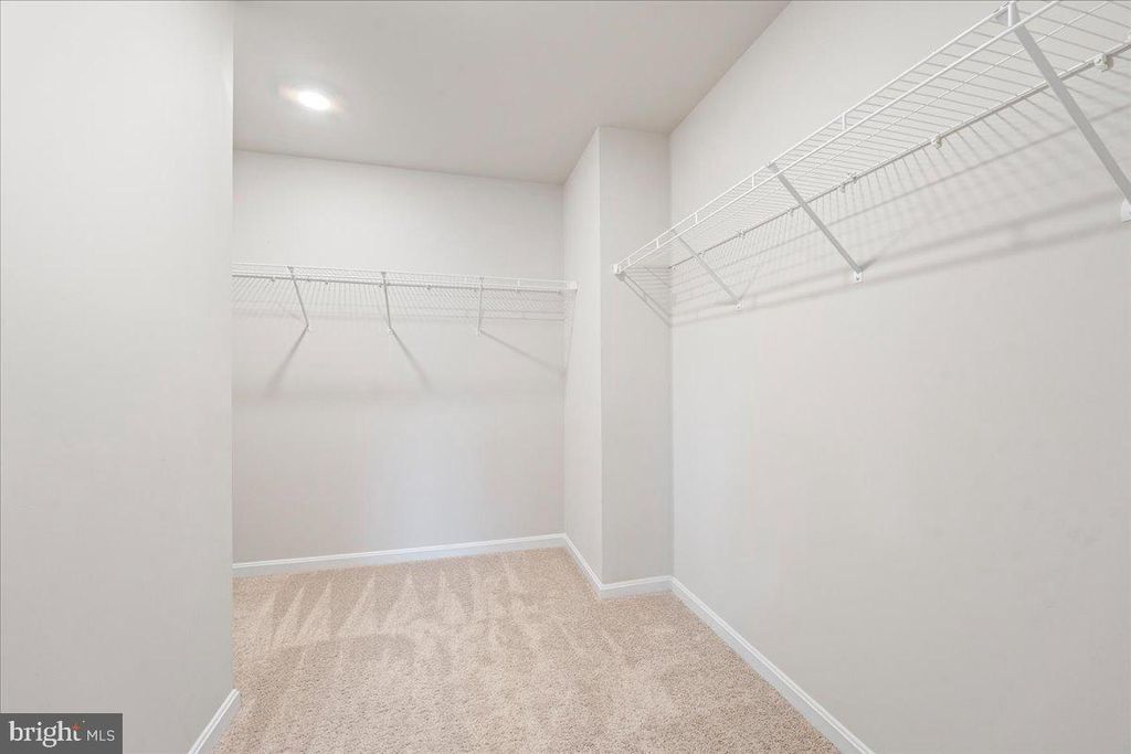 Image 40 of property listing at 7404 JAKE CT, Fredericksburg, VA 22407