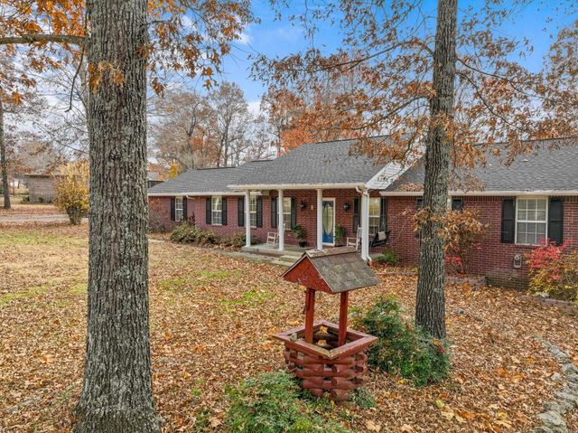 456 Northpointe Drive, Mountain Home, AR 72653