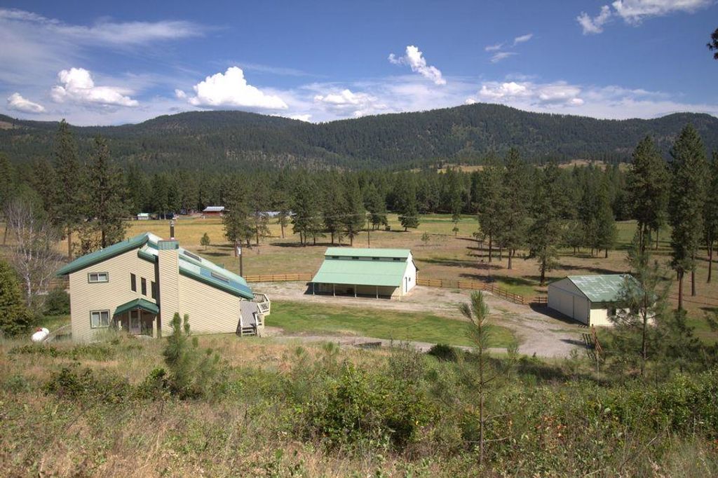 1425 N Chapin Rd, Evans, WA 99126