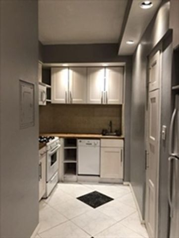 17 Radcliffe Road 6, Boston, MA 02134