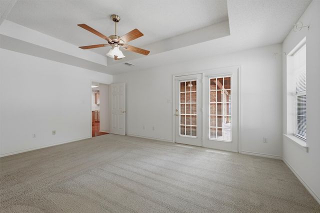 2416 Jolinda Lane, Whitesboro, TX 76273
