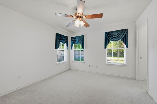 2416 Jolinda Lane, Whitesboro, TX 76273