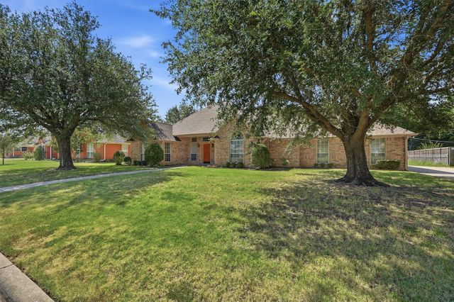 2416 Jolinda Lane, Whitesboro, TX 76273