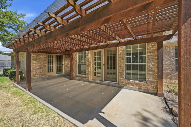2416 Jolinda Lane, Whitesboro, TX 76273
