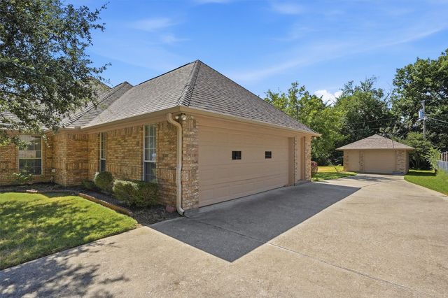 2416 Jolinda Lane, Whitesboro, TX 76273