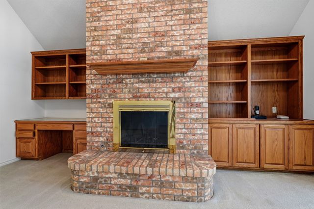 2416 Jolinda Lane, Whitesboro, TX 76273