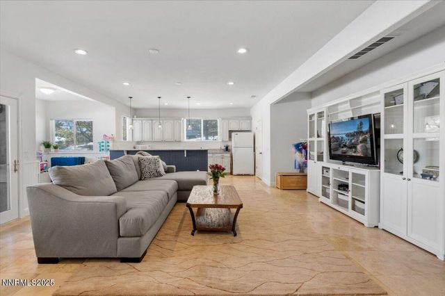 10141 Indian Ridge Drive, Reno, NV 89511