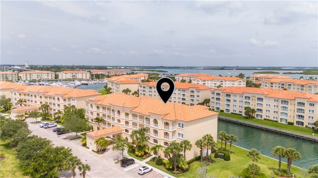 19 Harbour Isle Drive W 305, Hutchinson Island, FL 34949