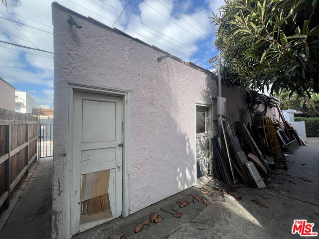 321 N Sycamore Avenue, Los Angeles, CA 90036