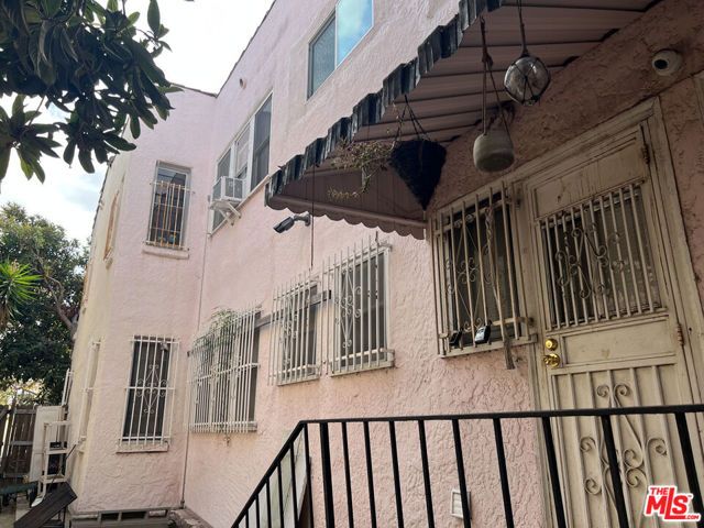 321 N Sycamore Avenue, Los Angeles, CA 90036